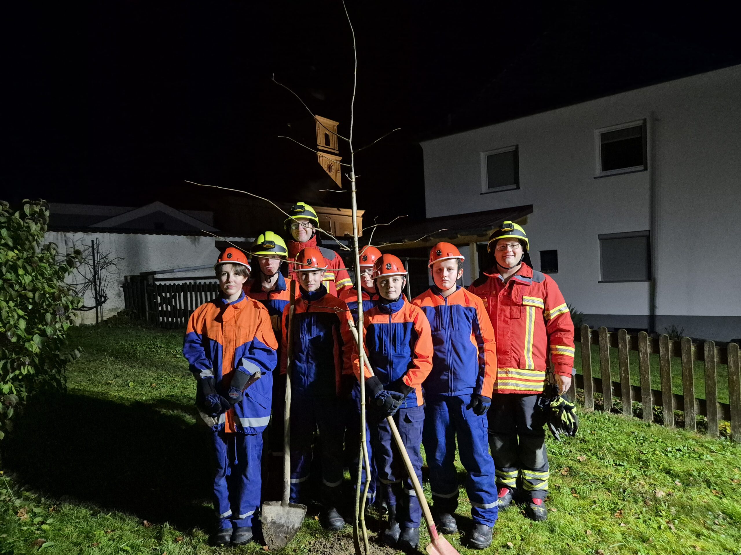 Baumpflanzchallenge Jugendfeuerwehr